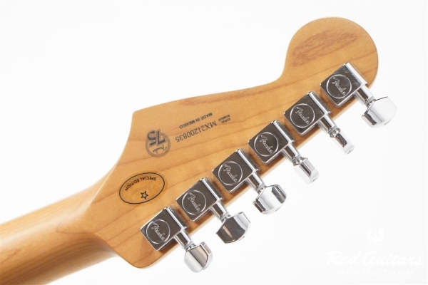 LIMITED EDITION PLAYER STRATOCASTER ROASTED MAPLE NECK